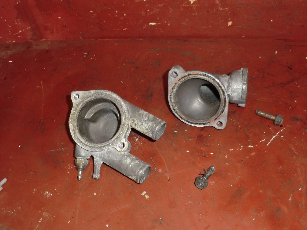 HONDA ST1100 ALL YEARS PAN EUROPEAN THERMOSTAT HOUSING ASSY B95G322 eBay